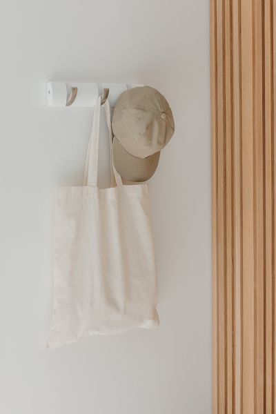 Вешалка настенная горизонтальная Flip 3 крючка белая, Umbra, изображение 3