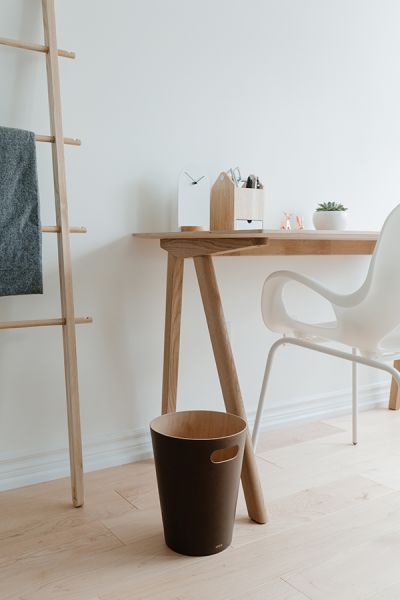 Корзина для мусора Woodrow, 7,5 л, эспрессо, UMBRA, изображение 6