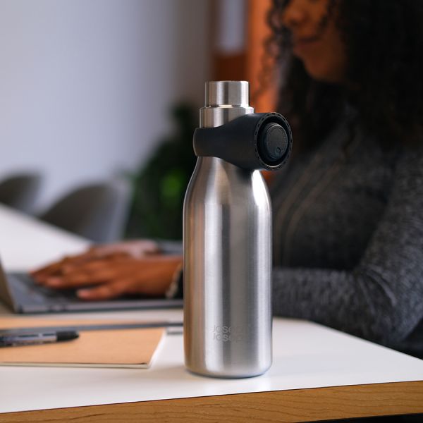 Термобутылка Loop, 500 мл, антрацит, Joseph Joseph, изображение 8