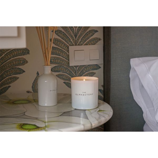 Свеча ароматическая The Olphactory, White Insignia, Acqua Bergamota, 60 ч, Ambientair, изображение 6