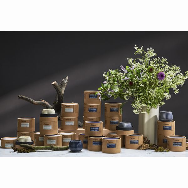 Свеча ароматическая Cypress, Jasmine & Patchouli из коллекции Edge, синий, 30 ч, Tkano, изображение 5