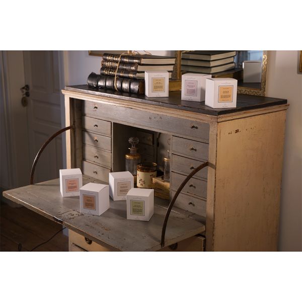 Свеча ароматическая The Olphactory, White Insignia, Silken Tobacco, 60 ч, Ambientair, изображение 6