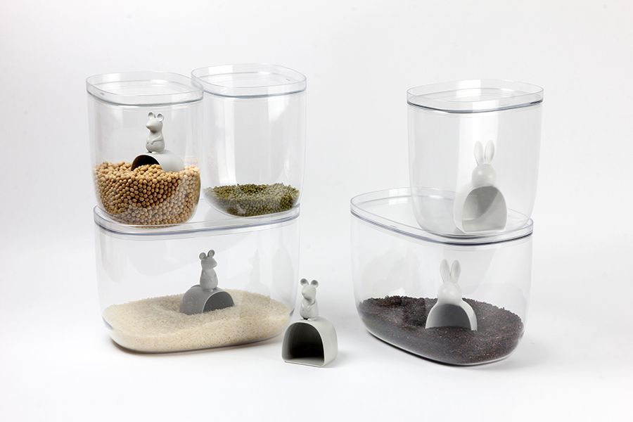 Контейнер с мерной ложкой Lucky Mouse 3,5 л, Qualy, изображение 5