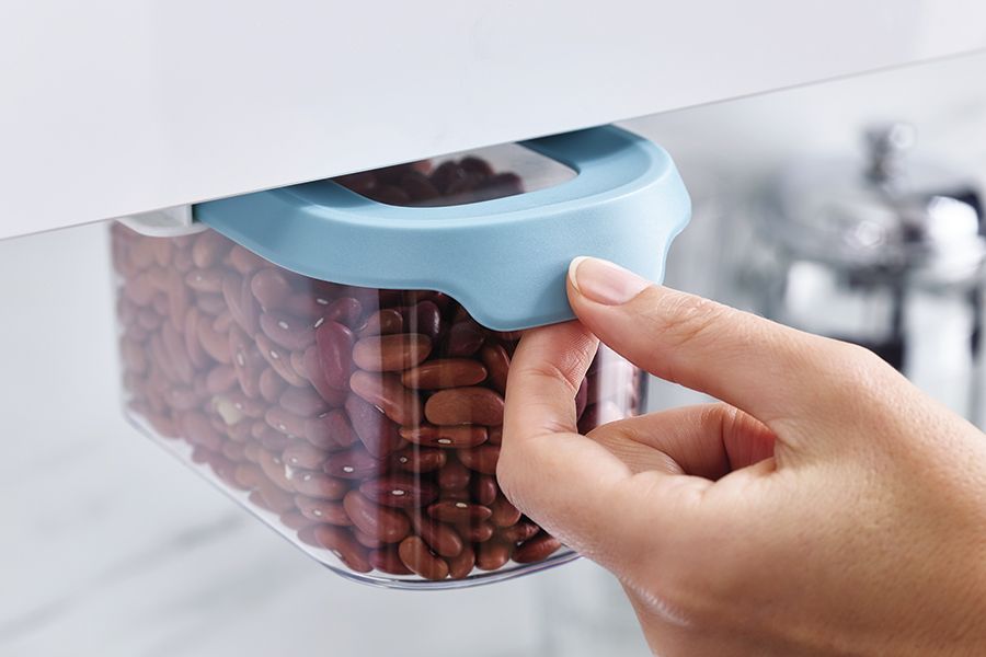 Набор из 3 подвесных контейнеров для хранения CupboardStore 900 мл светлый опал, Joseph Joseph, изображение 14